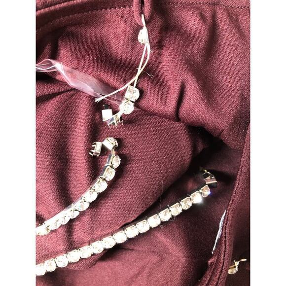 Speechless Dress Rhinestone Embellished Sleeveless Sweetheart Neck Mini Maroon 9 - Picture 3 of 7